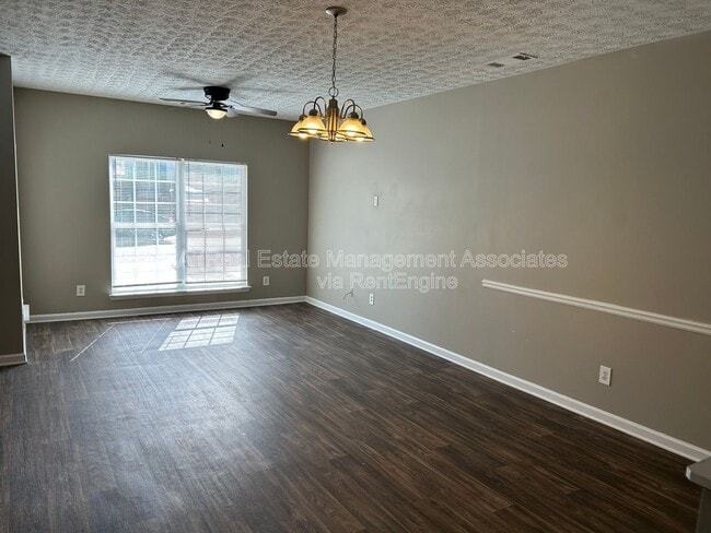 1735 Carrington Dr in Griffin, GA - Building Photo - Building Photo