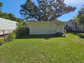 415 Dacey St in Biloxi, MS - Building Photo - Building Photo