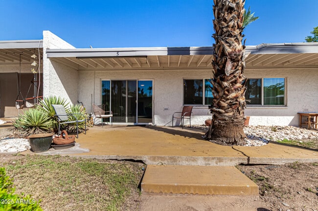 property at 1441 E Maryland Ave