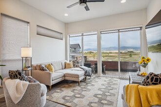 743 Kubat Ln in Longmont, CO - Building Photo - Building Photo