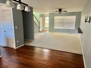 3132 Park Hampton Ct in St. Louis, MO - Building Photo - Building Photo