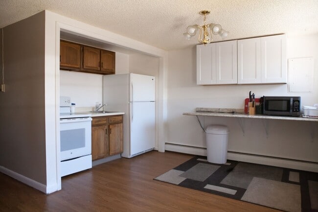 1685 S Kenton Way in Aurora, CO - Foto de edificio - Building Photo