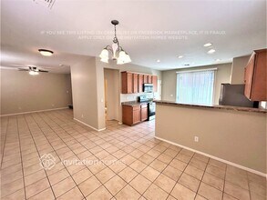 7132 S 48th Glen in Phoenix, AZ - Building Photo - Building Photo