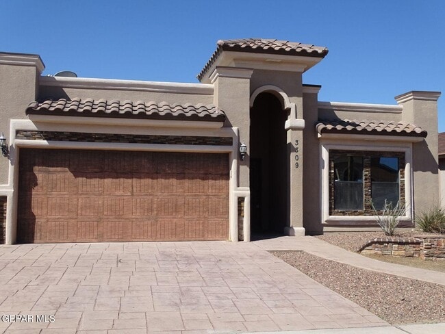 3309 Garden Point Dr in El Paso, TX - Building Photo - Building Photo