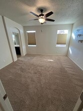 2027 Maywood Dr SE in Albuquerque, NM - Building Photo - Building Photo