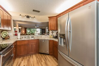 5341 Lake Arrowhead Trail in Sarasota, FL - Building Photo - Building Photo