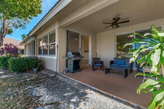 2484 N Coral Trace Cir in Delray Beach, FL - Building Photo - Building Photo