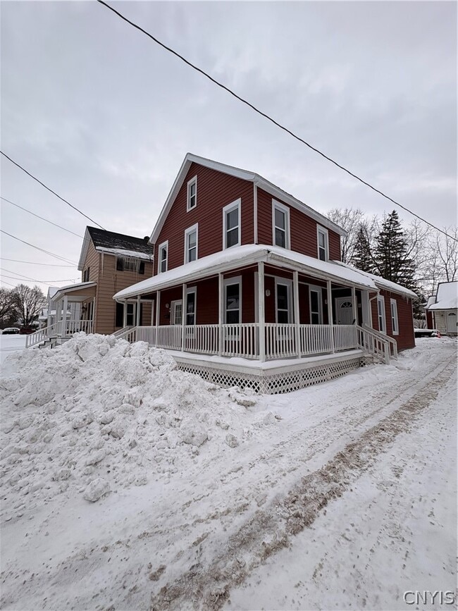 11 Grove Ave in Auburn, NY - Building Photo - Building Photo