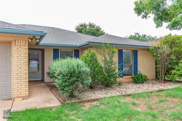 property at 2717 Melissa Ln