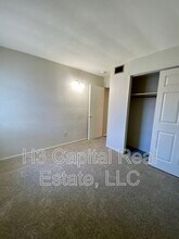 121 St Louis Rd in Collinsville, IL - Building Photo - Building Photo