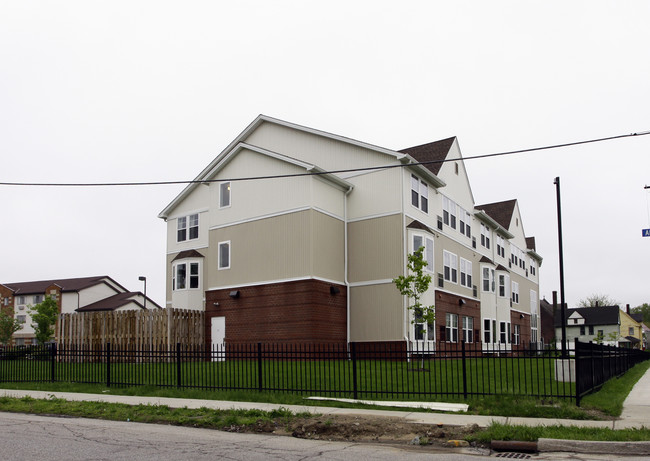 Amasa B. Ford Lodge in Cleveland, OH - Foto de edificio - Building Photo