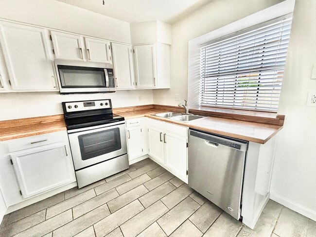 5704 E Aire Libre Ave, Unit 1218 in Scottsdale, AZ - Building Photo - Building Photo