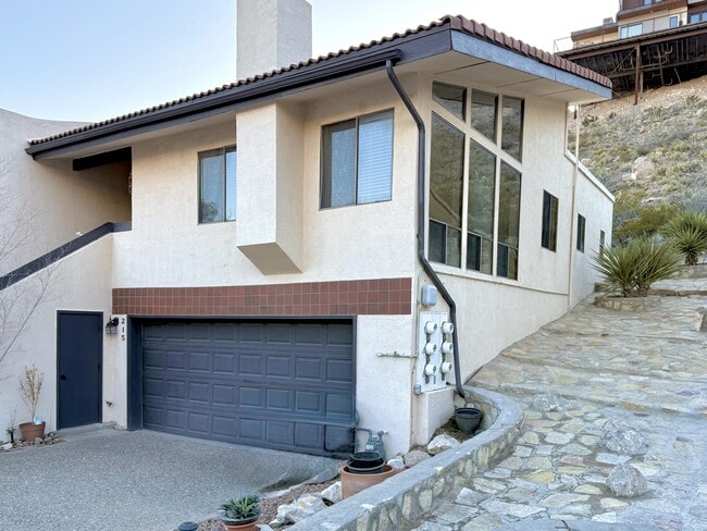 property at 215 Canyon Terrace Dr