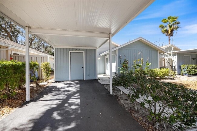 856 Chatham Dr in Venice, FL - Building Photo - Building Photo