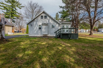 133 River Meadow Dr in Rochester, NY - Building Photo - Building Photo