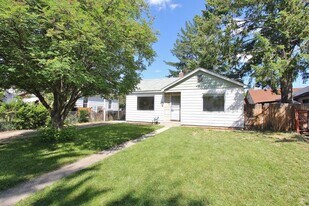 1605 S Reinhart Dr in Boise, ID - Building Photo