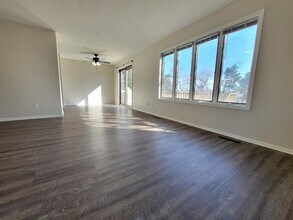 3300 Whalers Ln NW in Rochester, MN - Building Photo - Building Photo