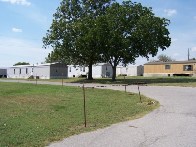 Regency Park in Henryetta, OK - Foto de edificio