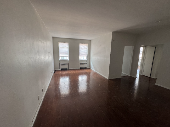 85 Easton Ave in New Brunswick, NJ - Building Photo - Building Photo