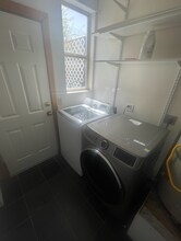 936 1/2 Bancroft Way, Unit Lower in Berkeley, CA - Foto de edificio - Building Photo