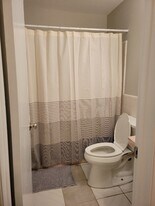 221 Cape Coral Pky E, Unit A in Cape Coral, FL - Building Photo