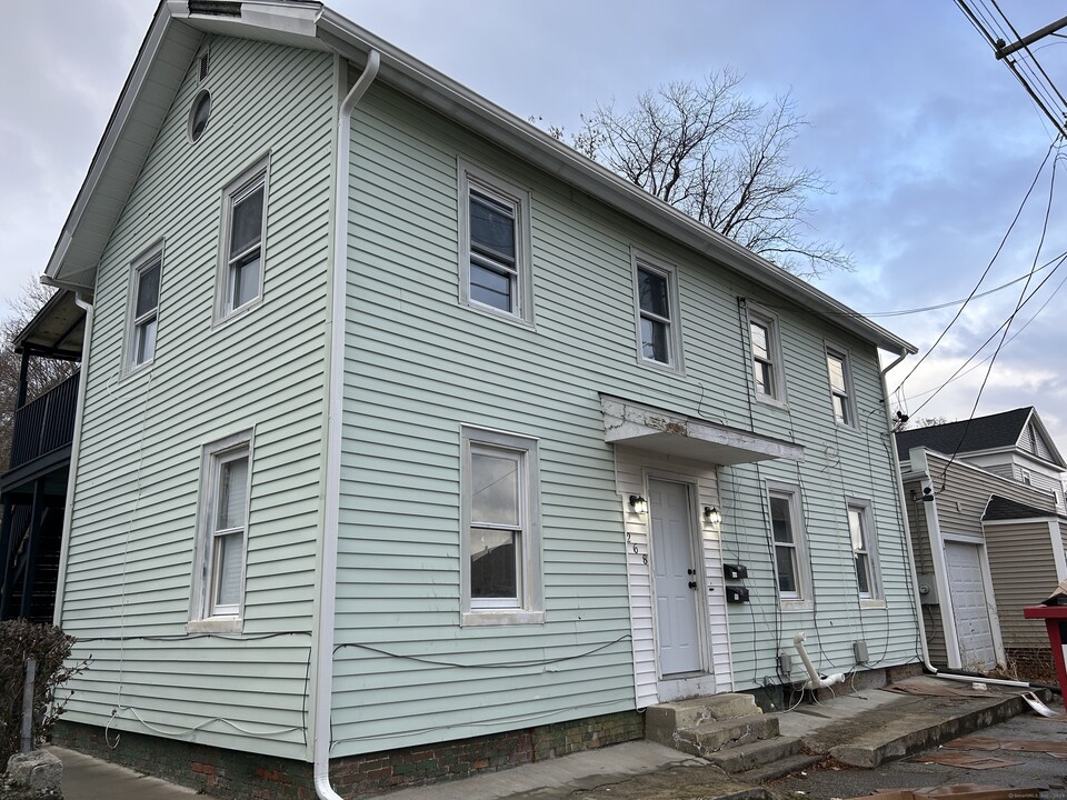 268 Prospect St in Norwich, CT - Building Photo