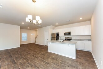 306 High Grv Wy in Columbia, SC - Foto de edificio - Building Photo