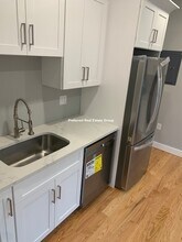 51 Charles St, Unit 3 in Boston, MA - Building Photo - Building Photo