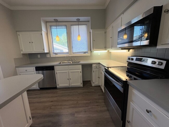 208 Forest View Ct in Winston-Salem, NC - Building Photo - Building Photo