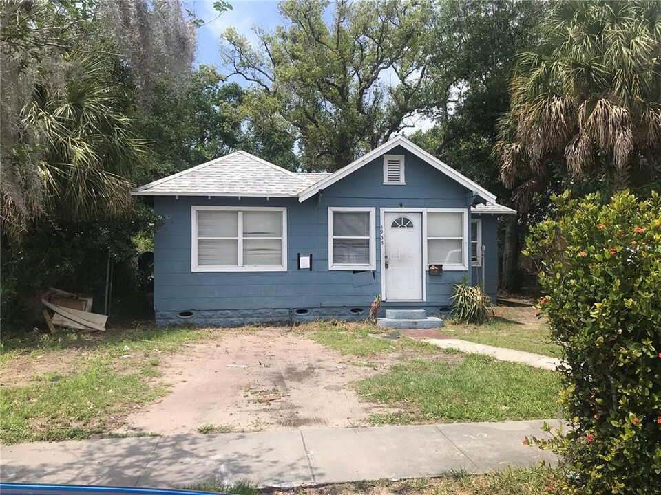 1935 20th St S in St. Petersburg, FL - Building Photo