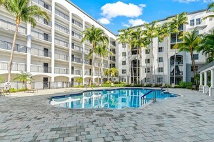 1690 Renaissance Commons Blvd in Boynton Beach, FL - Building Photo