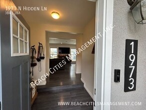 1973 N Hidden Ln in Long Beach, CA - Building Photo - Building Photo