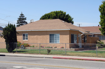 863 S E St in Oxnard, CA - Foto de edificio - Building Photo