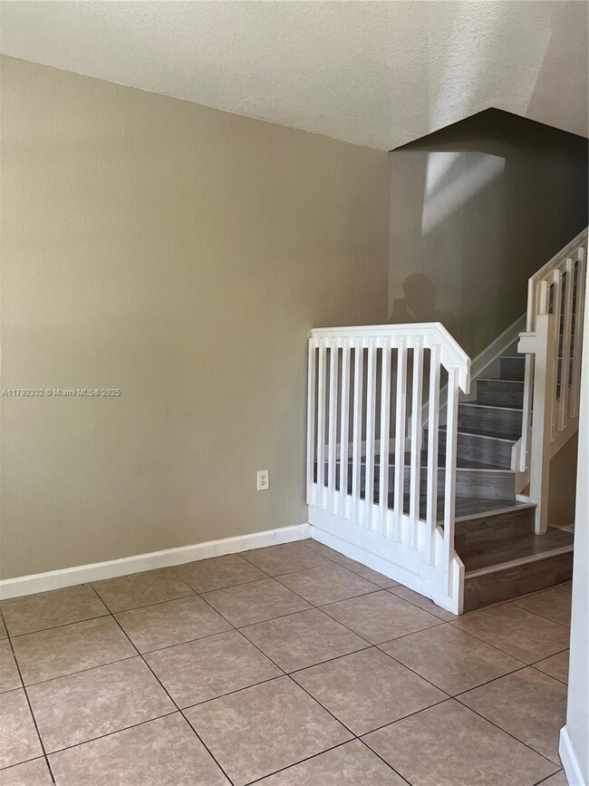 9353 SW 227th St in Cutler Bay, FL - Building Photo - Building Photo