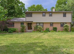 1415 Sunnyslope Ln in Manhattan, KS - Building Photo - Building Photo