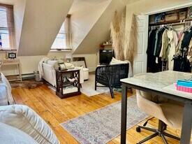 32 Irving St in Boston, MA - Building Photo