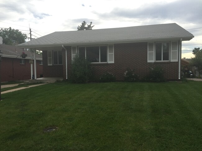 property at 2285 S Birch St