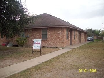 909 W 24th St in Mission, TX - Building Photo