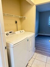 4841 NW 9th Dr in Plantation, FL - Building Photo - Building Photo