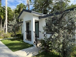 210 SW 3rd St in Florida City, FL - Building Photo - Building Photo