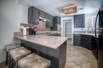 26 Diamond Cir in Las Vegas, NV - Building Photo - Building Photo