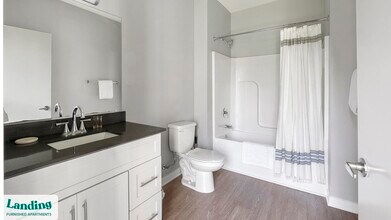 5040 Linbar Dr, Unit 100 in Nashville, TN - Building Photo - Building Photo