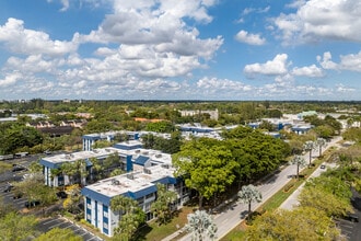 Holiday Springs Village in Margate, FL - Building Photo - Building Photo