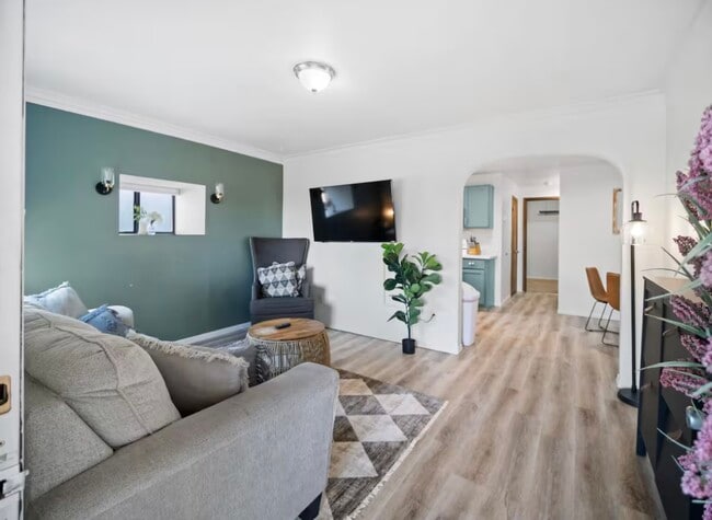 2117 W Riverside Ave, Unit 1 in Spokane, WA - Foto de edificio - Building Photo