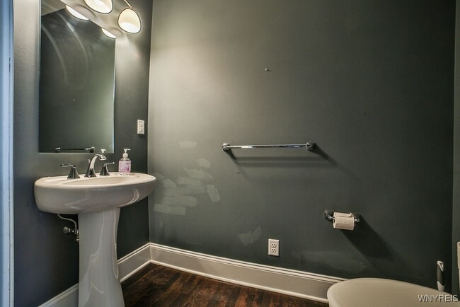 property at 41 Ojibwa Cir