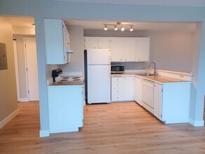 29 Etruria St in Seattle, WA - Building Photo - Building Photo