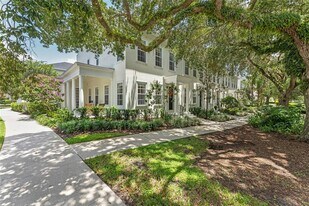 915 Greenlawn St in Kissimmee, FL - Building Photo