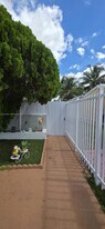 3285 NW 98th St in Miami, FL - Building Photo