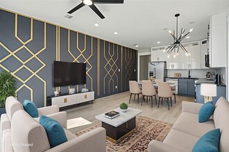 5000 Higgins St in Houston, TX - Building Photo - Building Photo