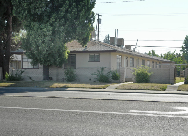 1922 N 1st St in Fresno, CA - Building Photo - Building Photo